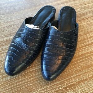 Freda Salvador Lay Mules Croc Embossed Leather Size 7